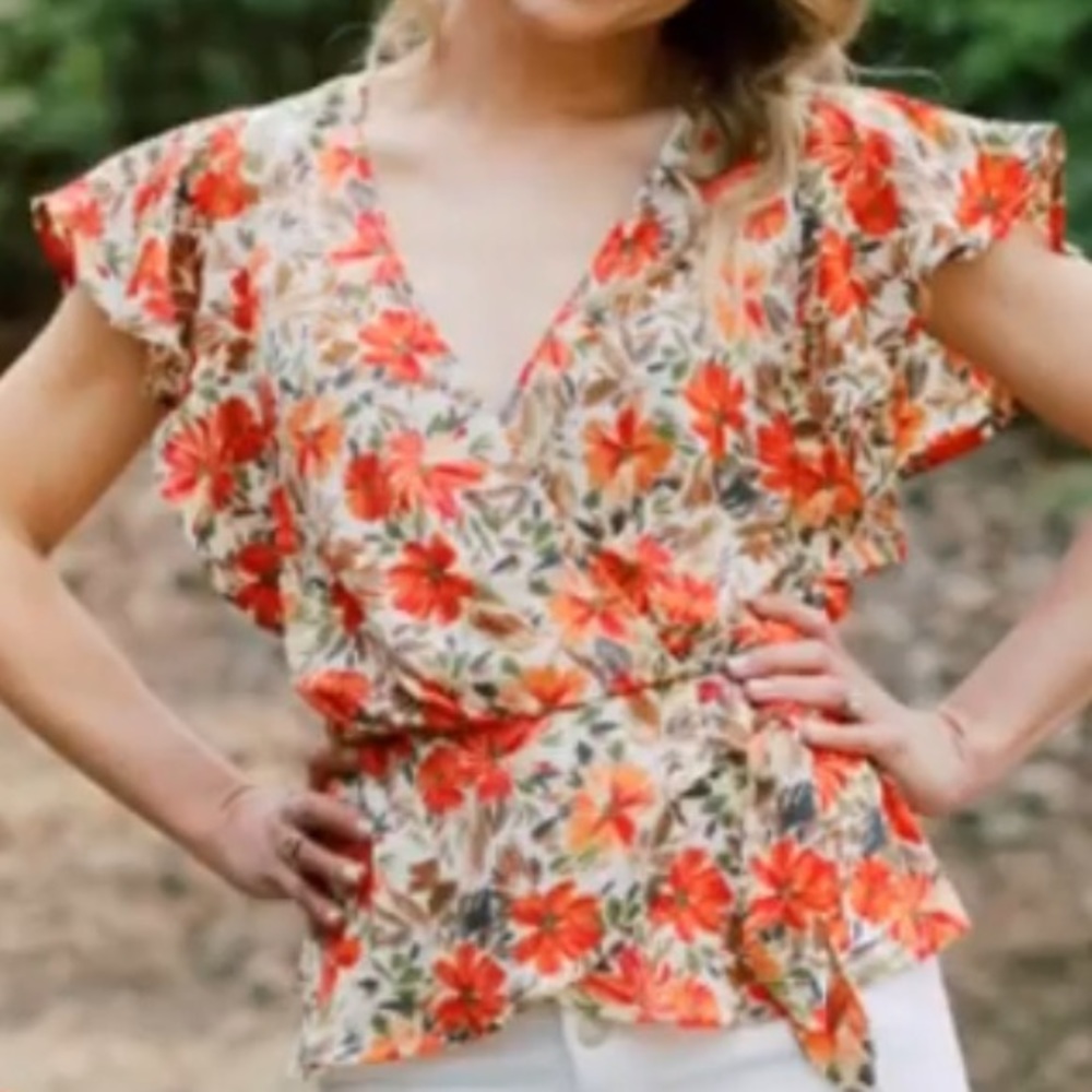Ruffled Floral - Picture 2 of 2